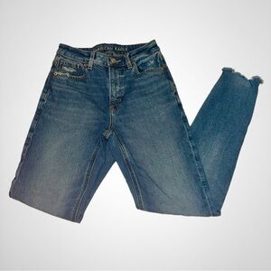 American Eagle Outfitters Women's Cropped Blue Jeans